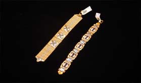 Best designer collection of gold bracelet jewellery in Bhiwandi, Thane and Mumbai