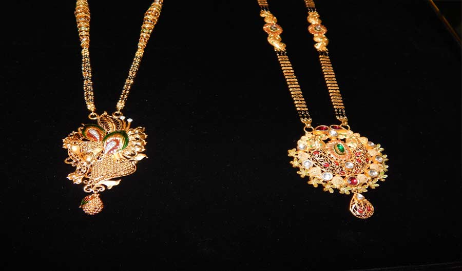 Best designer collection of gold mangalsutra jewellery in Bhiwandi, Thane and Mumbai
