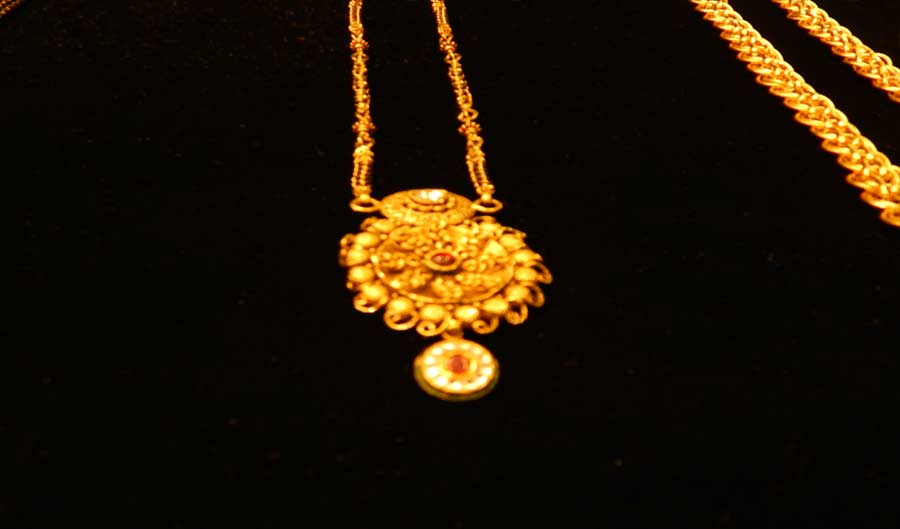 Best designer collection of gold mangalsutra jewellery in Bhiwandi, Thane and Mumbai